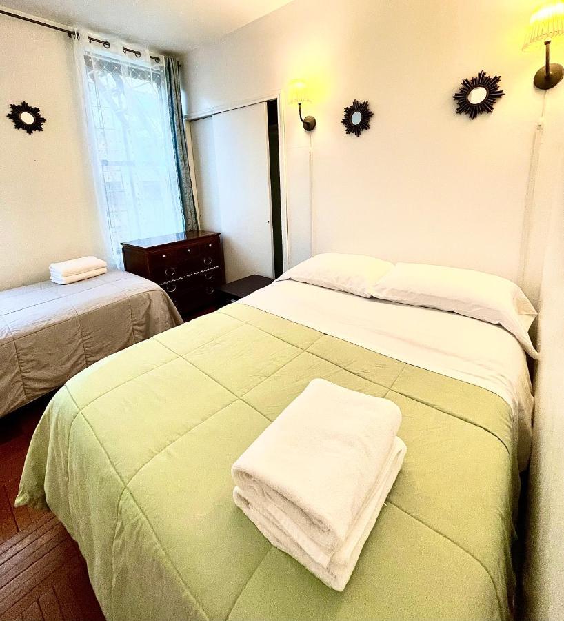 Stunning Two Bed Apt Hells Kitchen *
