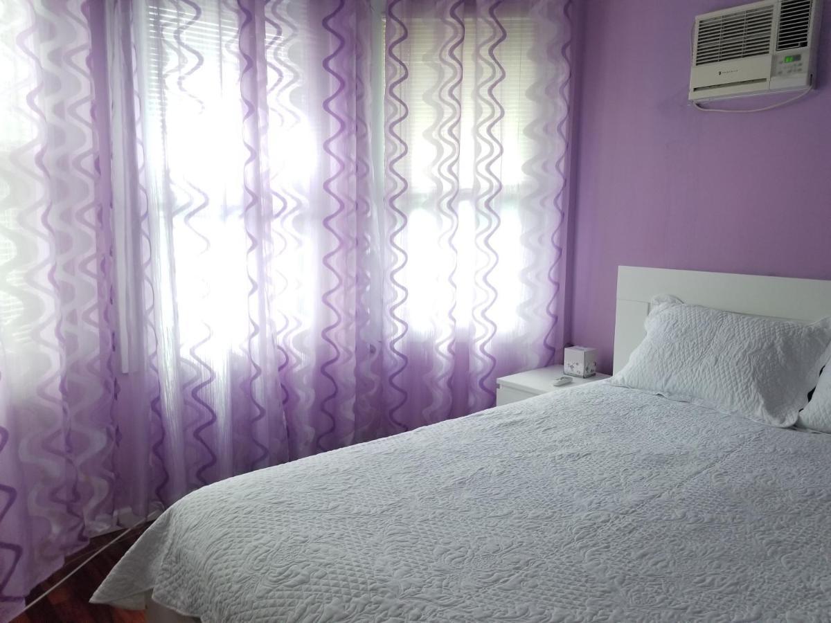 Homestay Maspeth House