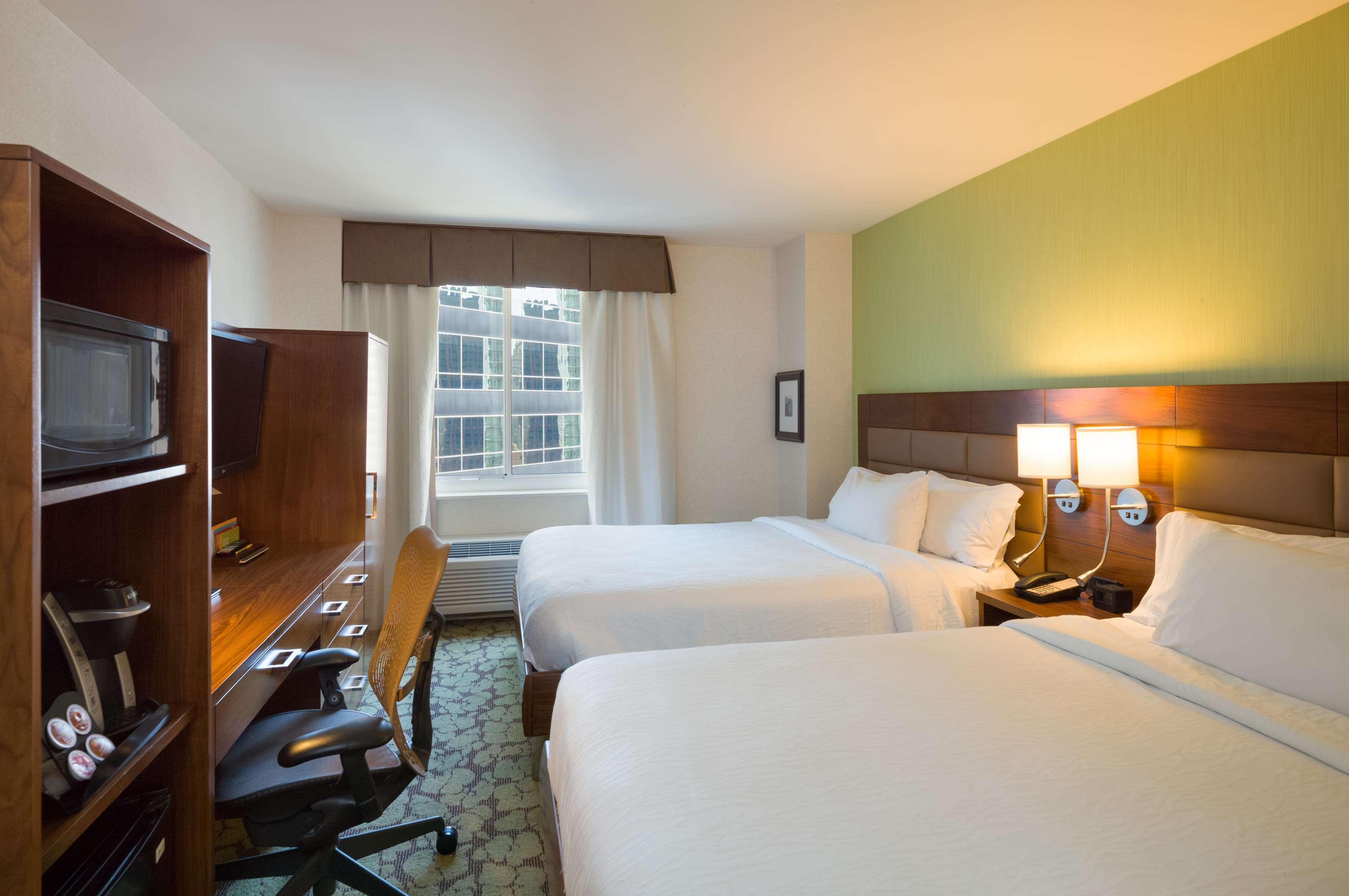 Hilton Garden Manhattan Midtown East