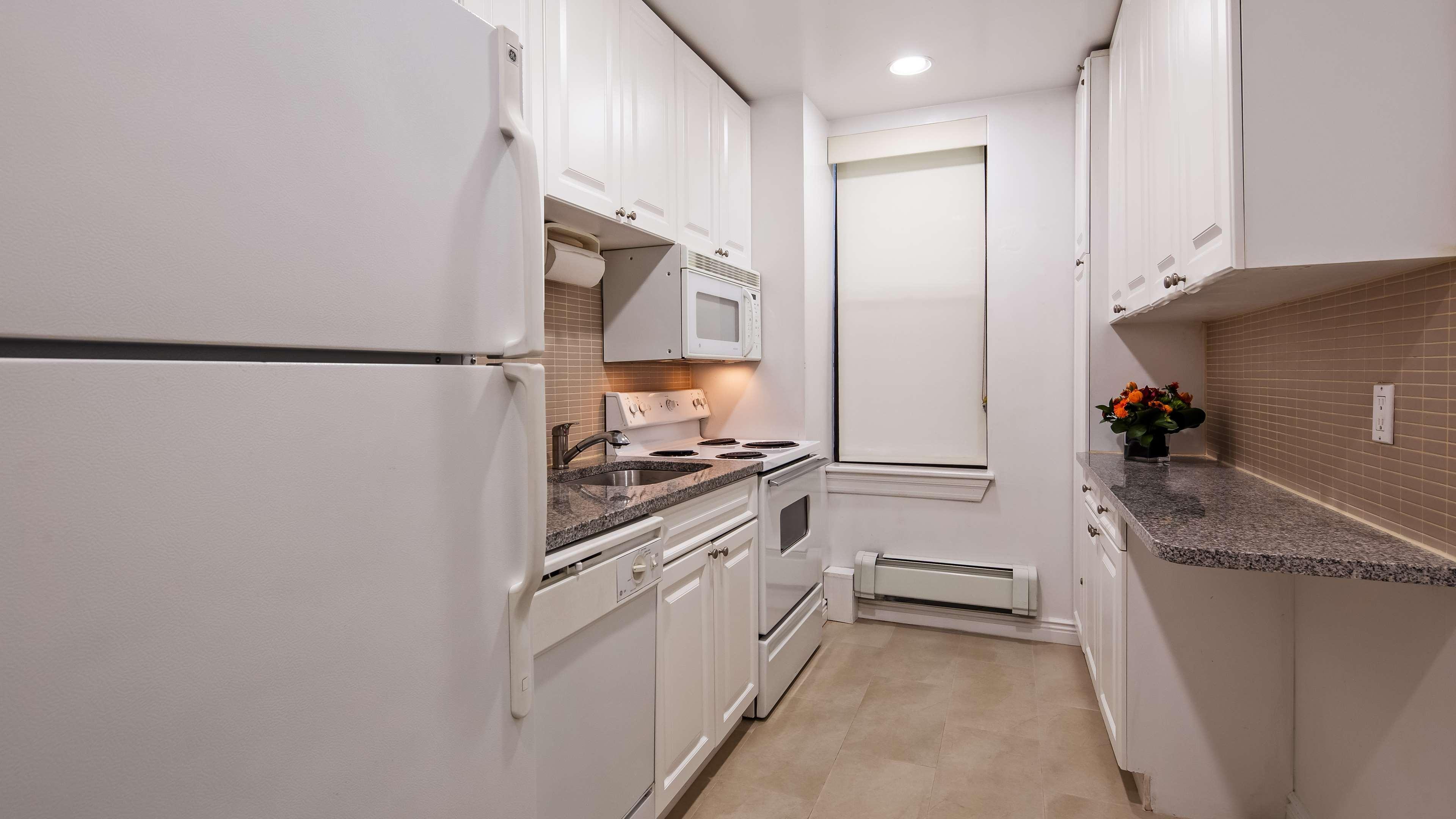Western Hospitality House 3*