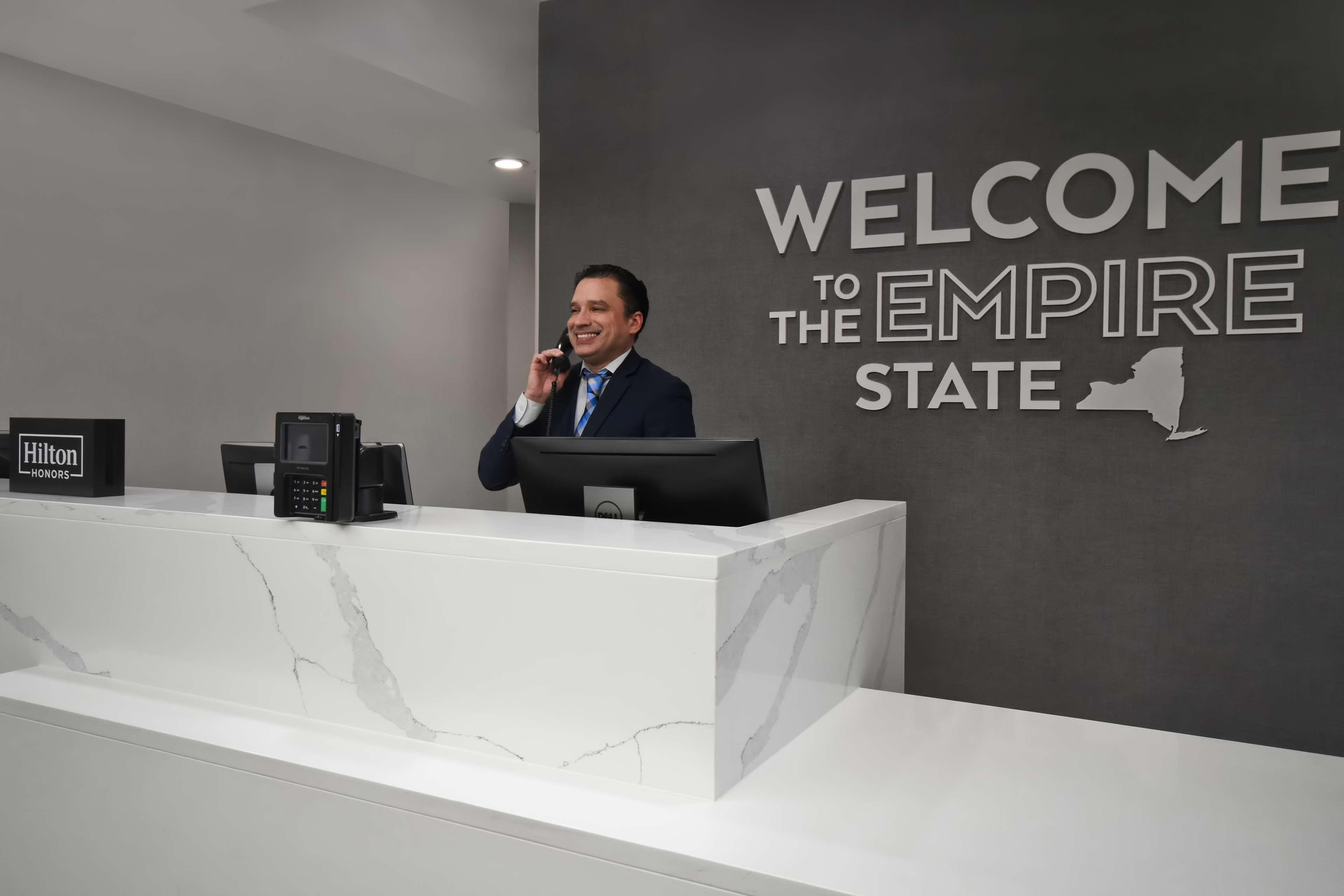 Hotel Hampton Ny-jfk 3*