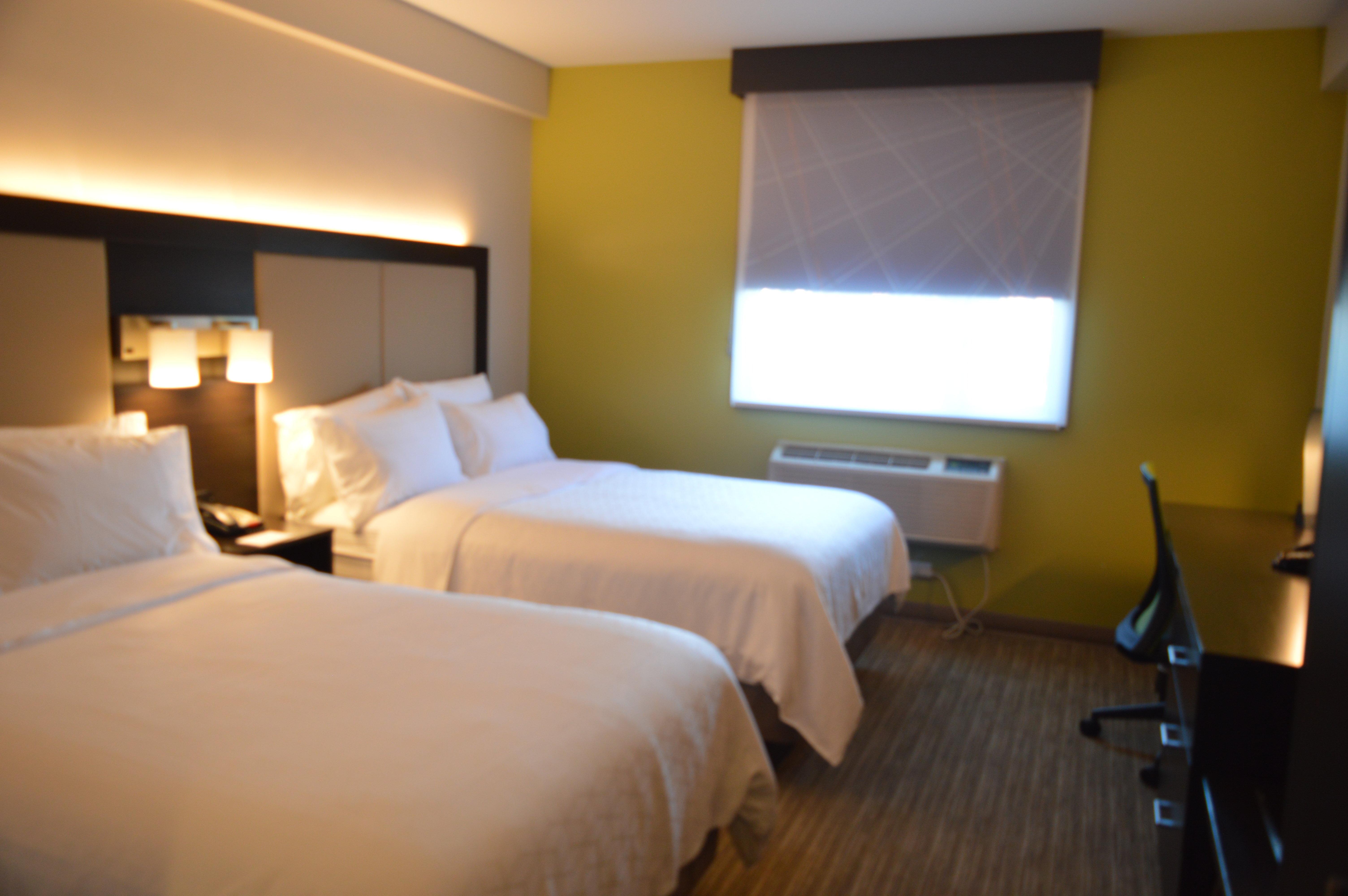 Express Maspeth By Ihg 2*