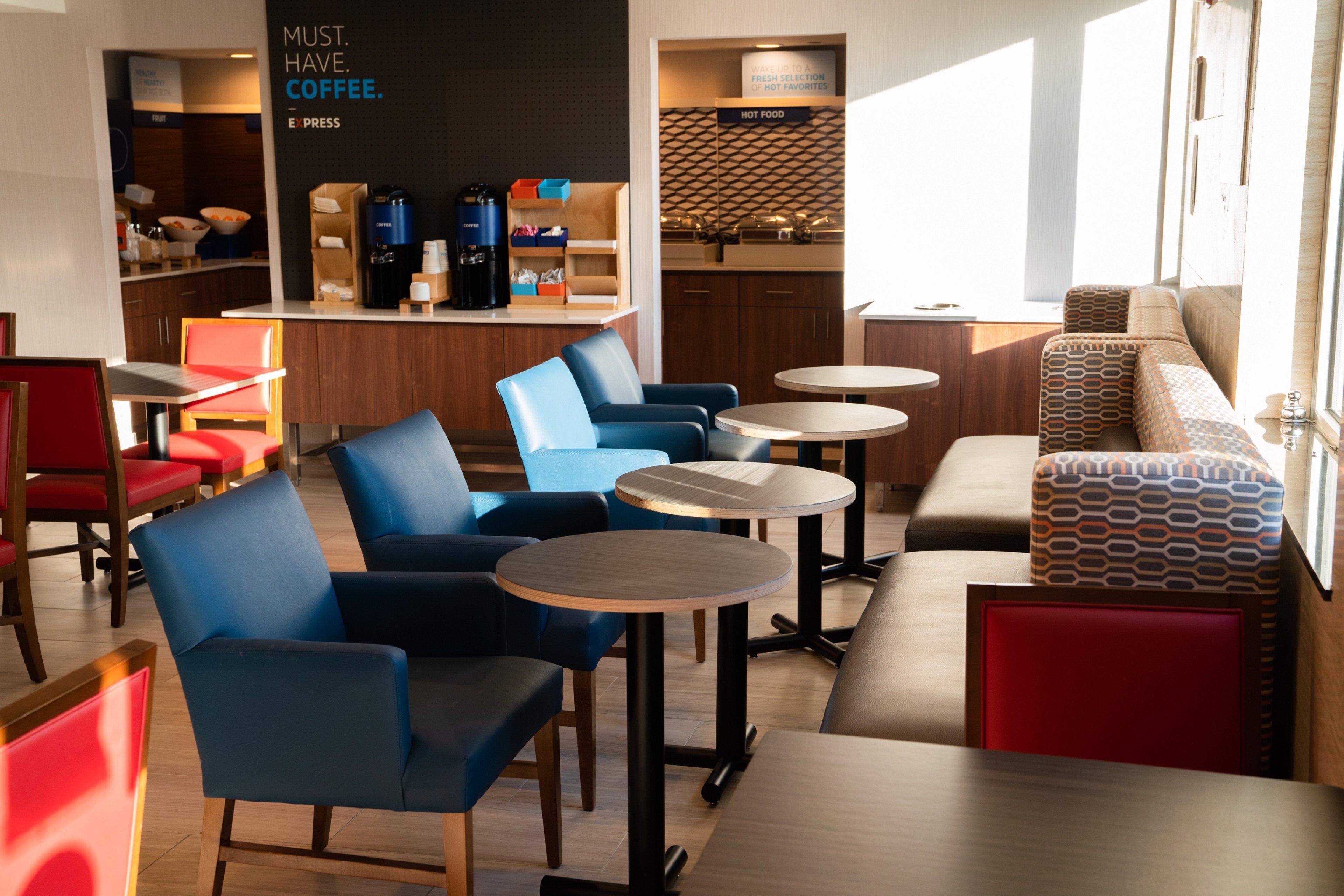 Express Maspeth By Ihg 2*