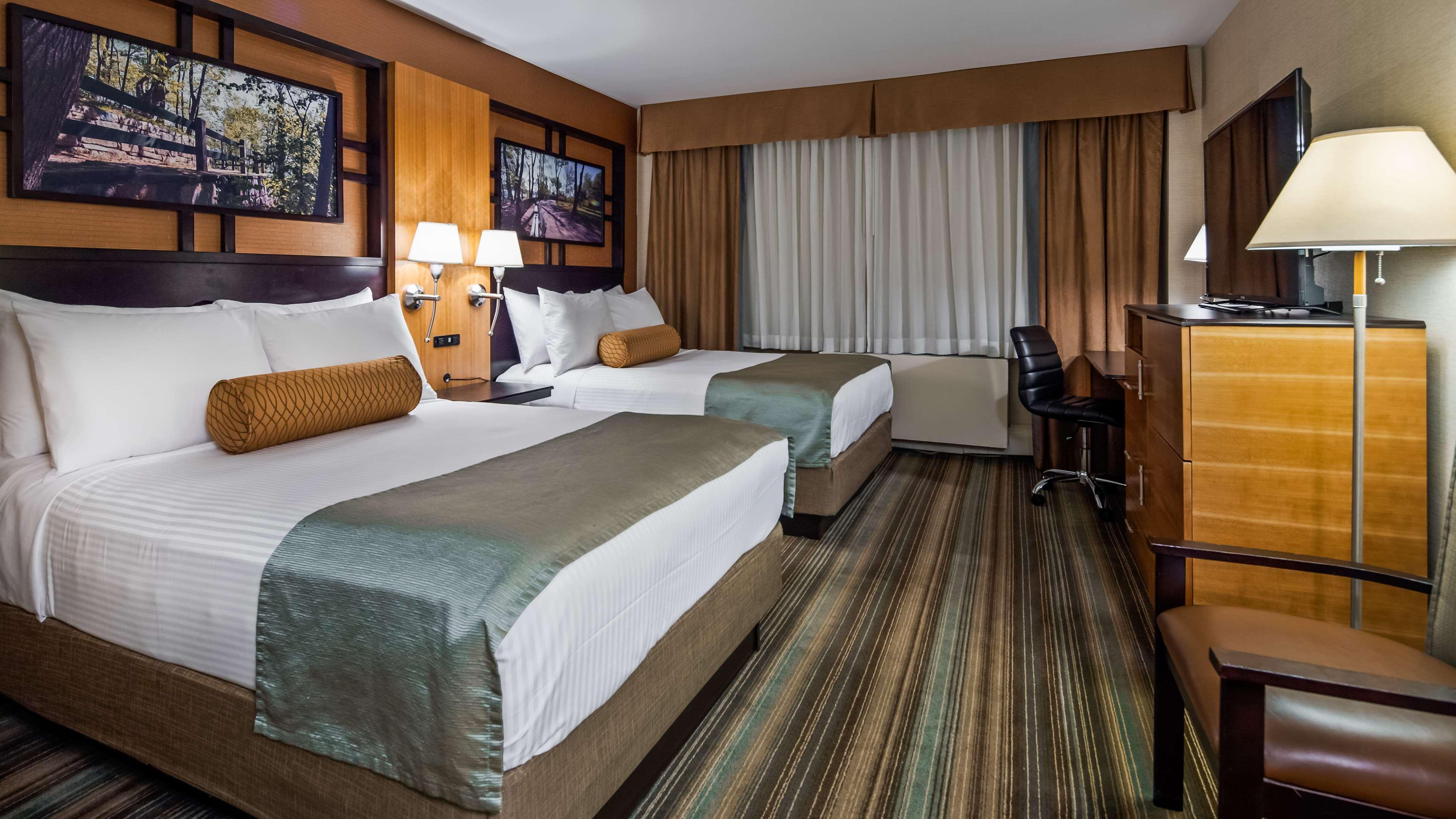 Western Queens Gold Coast 3* New York