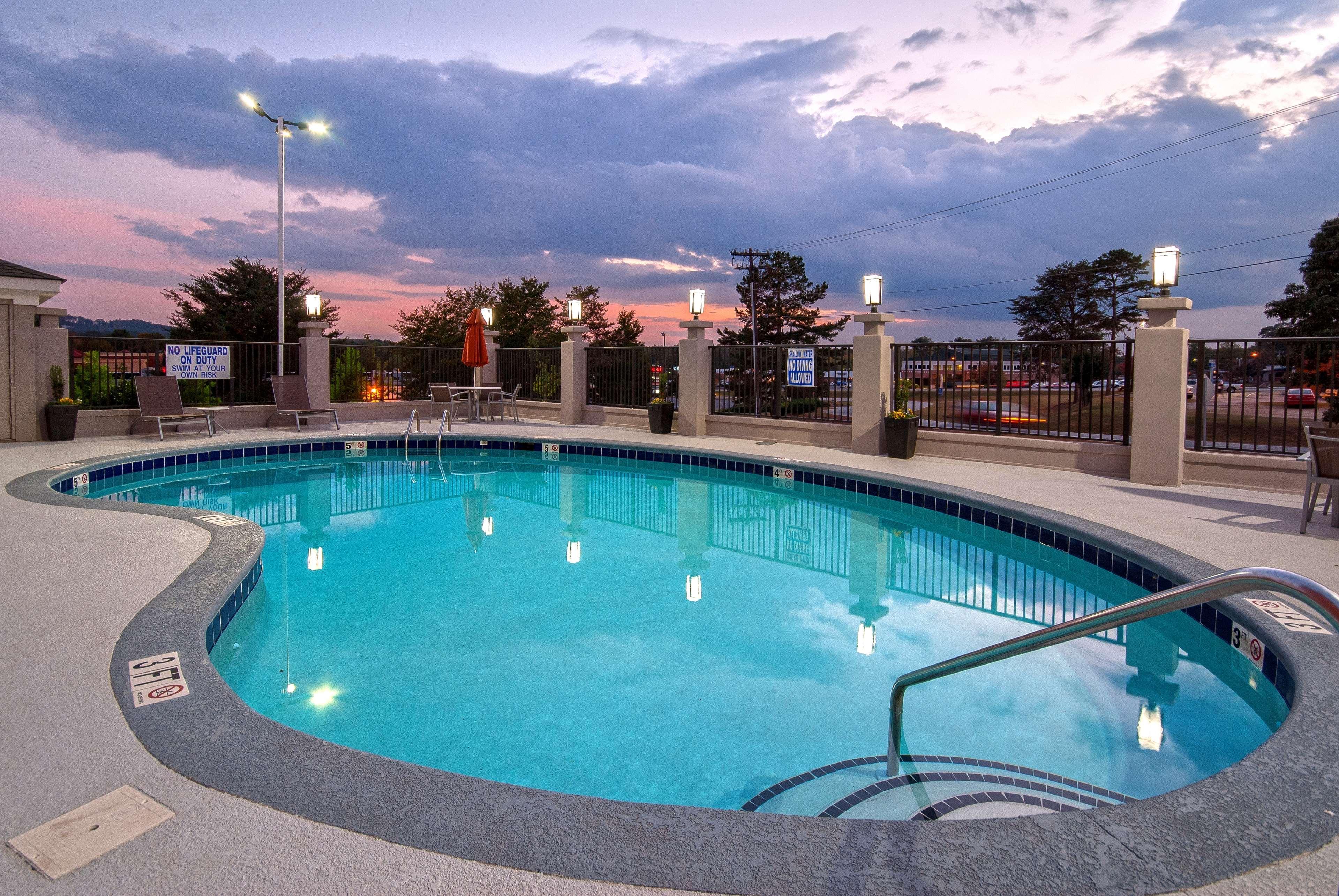 Hotel Western Queens Gold Coast 3*