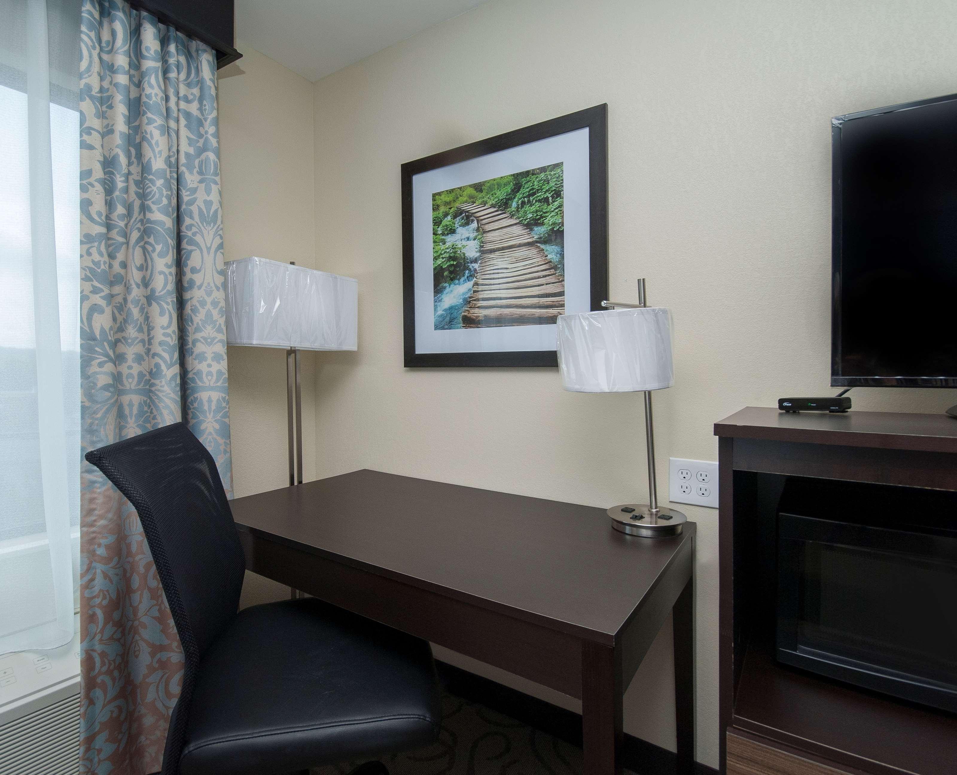 Hotel Western Queens Gold Coast 3*