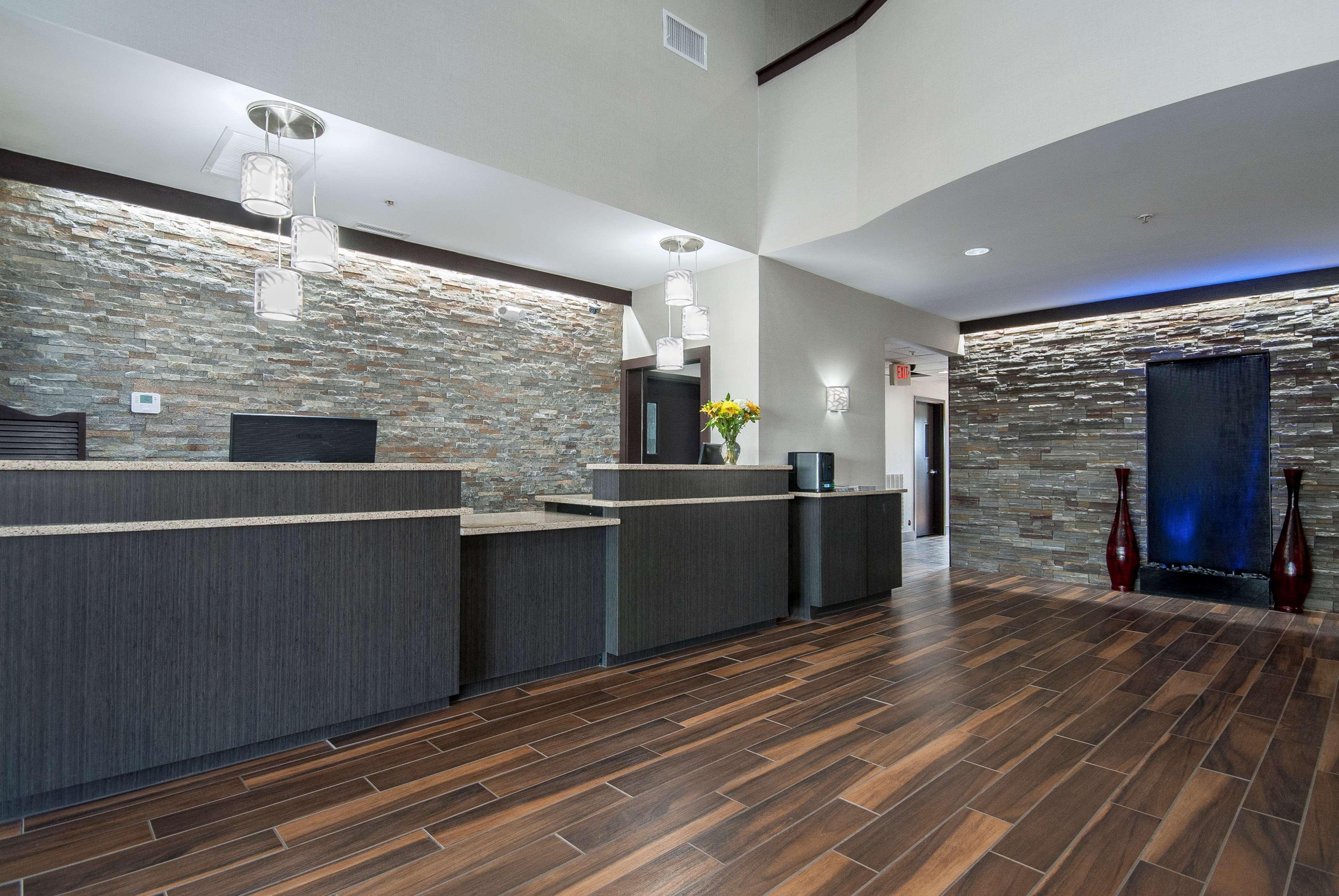 Western Queens Gold Coast Hotel New York