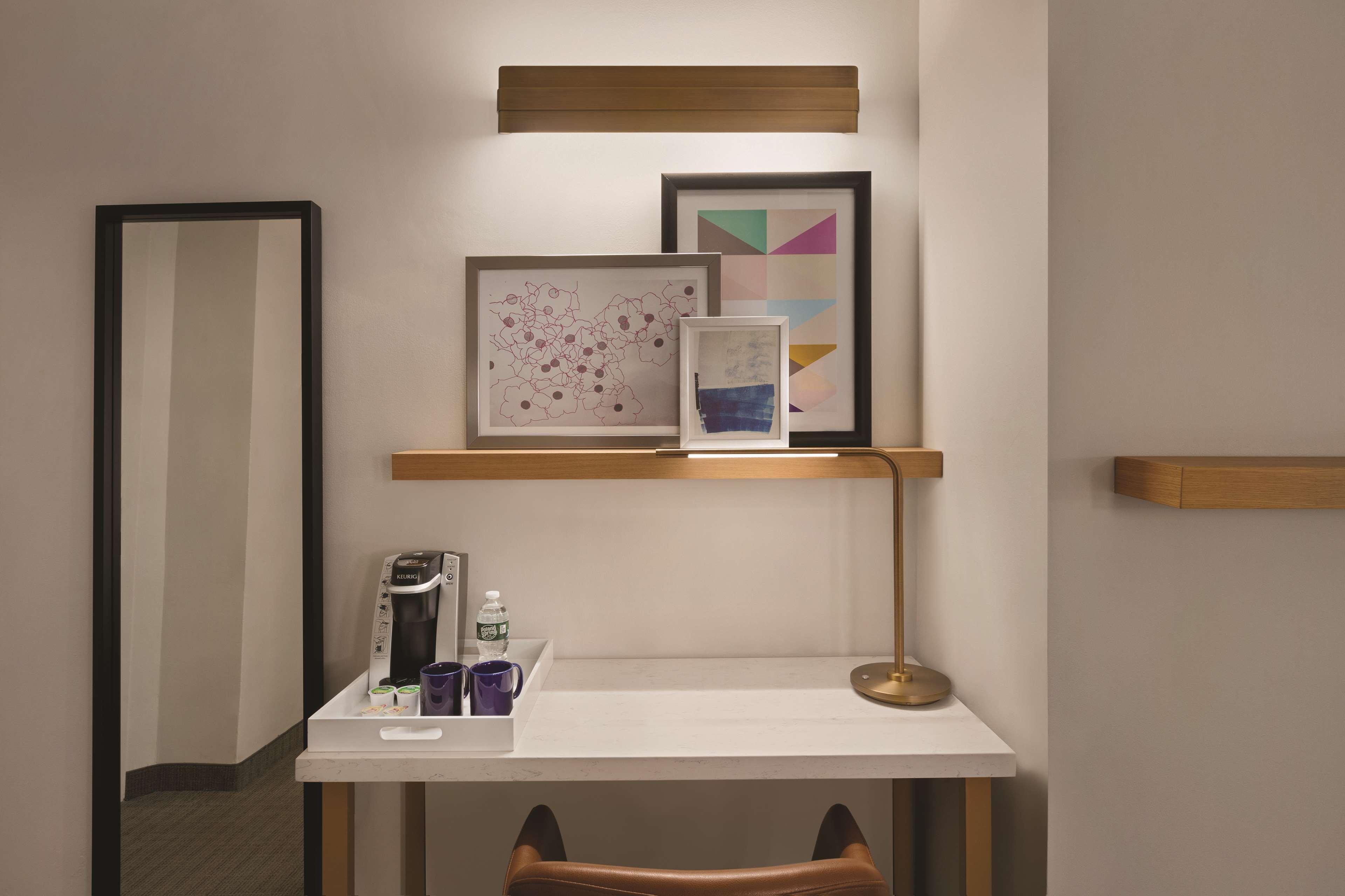 Radisson Street 4*