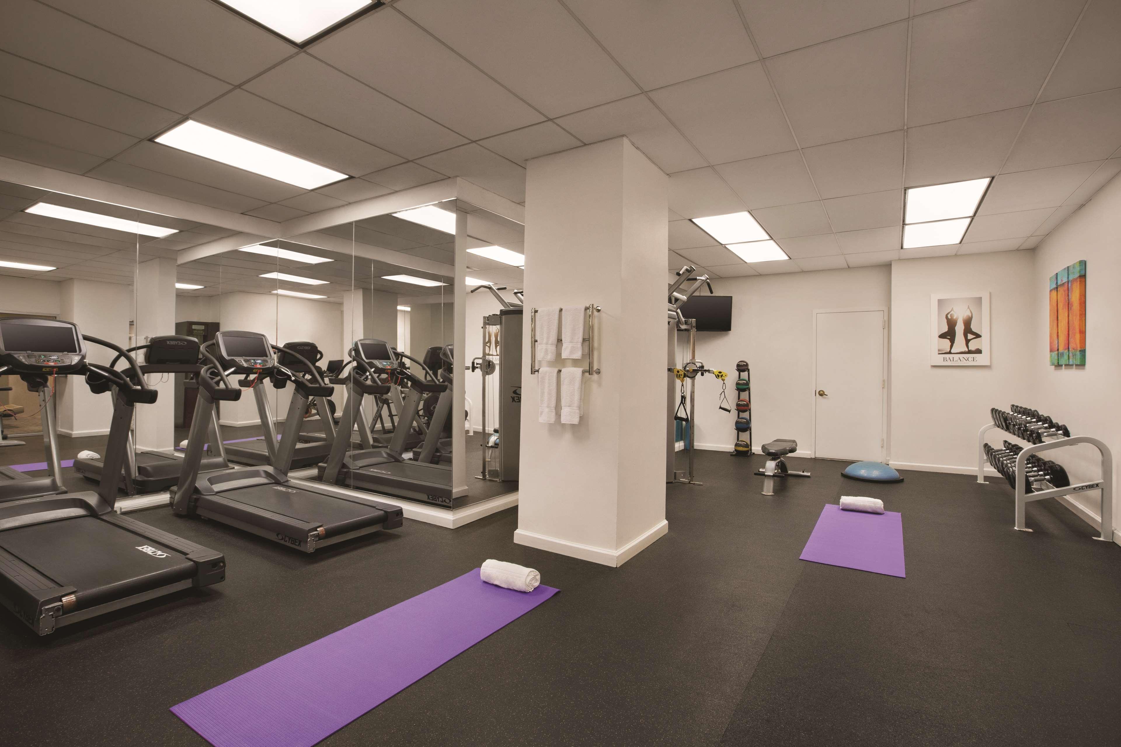 Radisson Street Hotel 4*