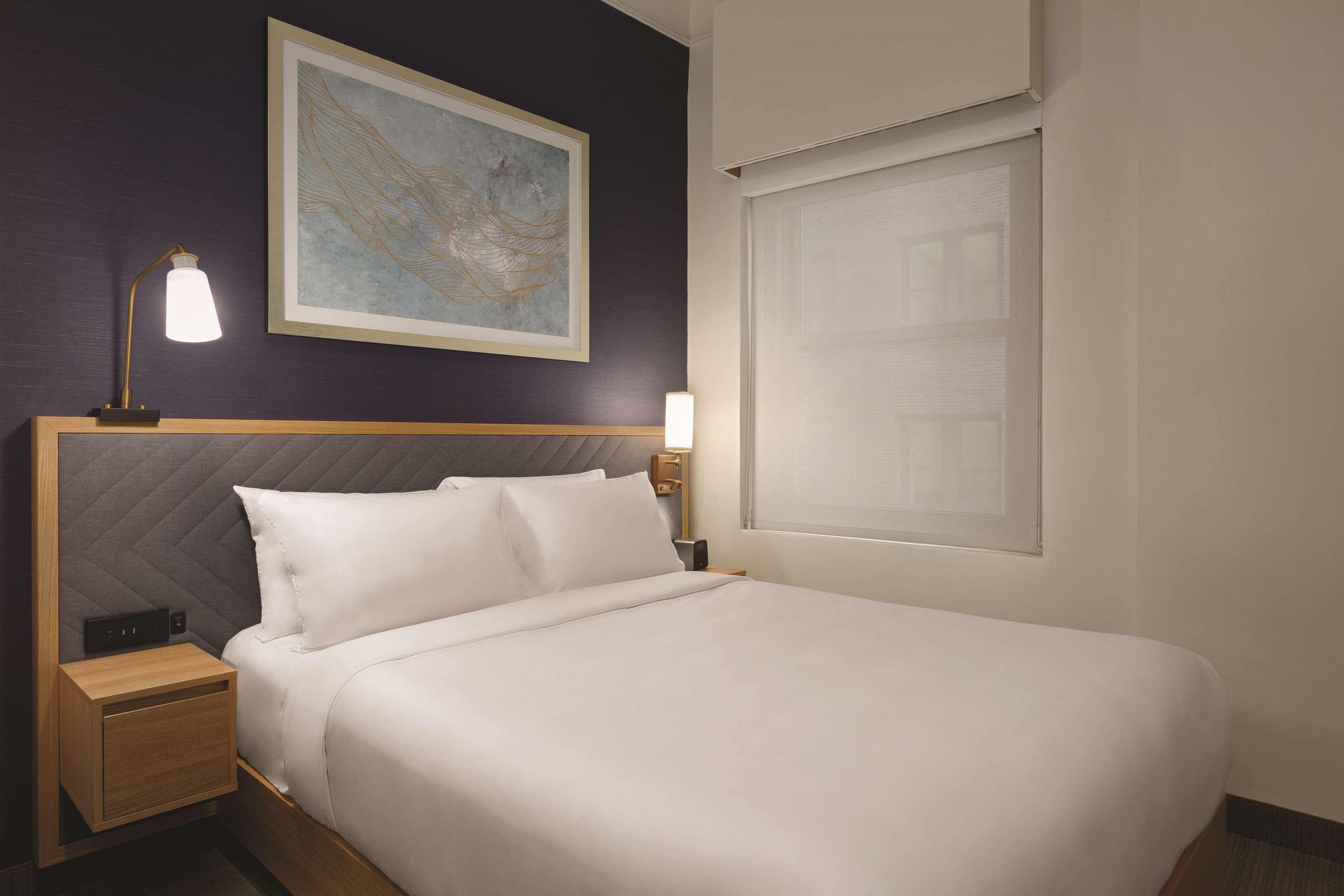 Radisson Street Hotel