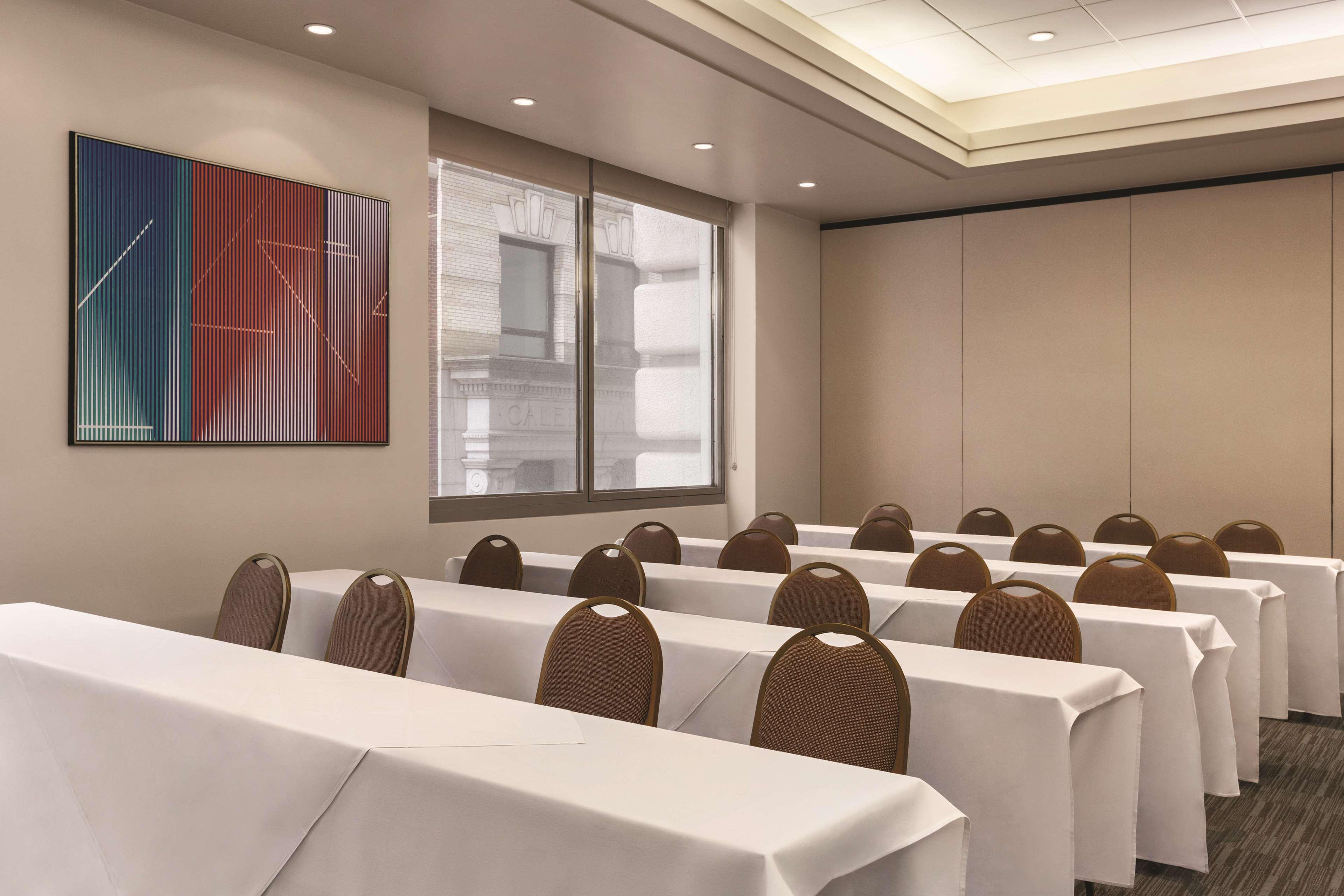 Radisson Street Hotel New York