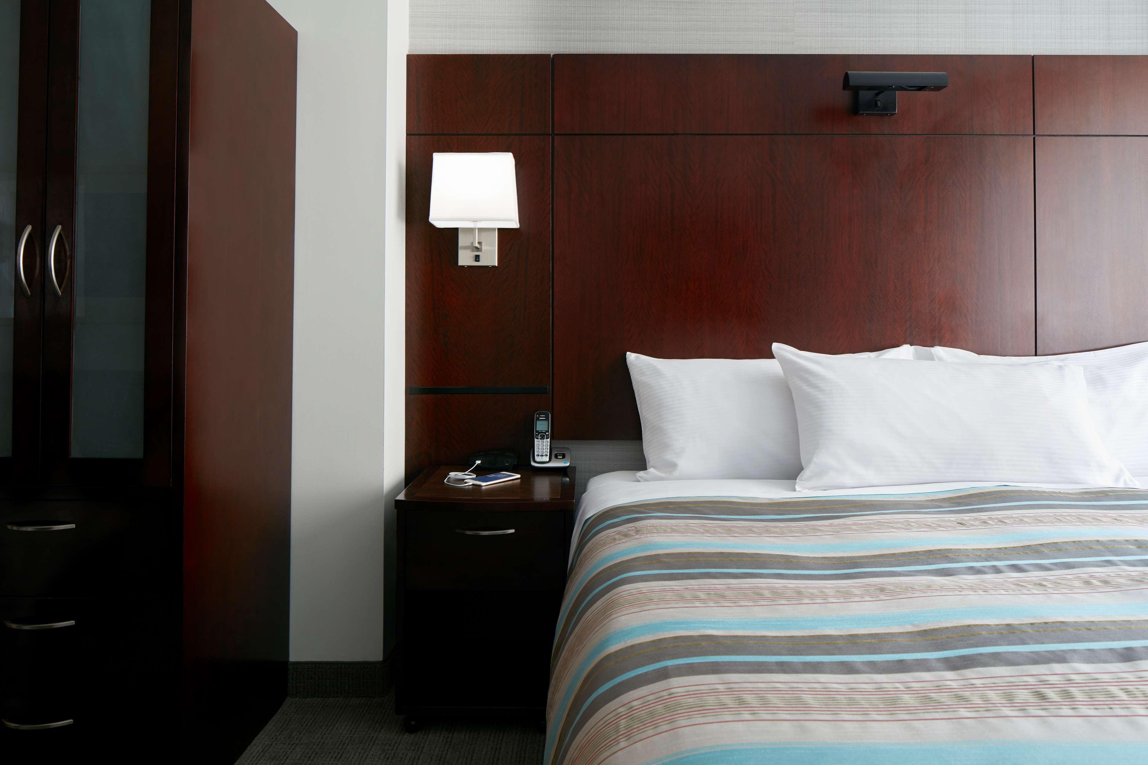 Doubletree By Hilton Midtown Fifth Ave 4*