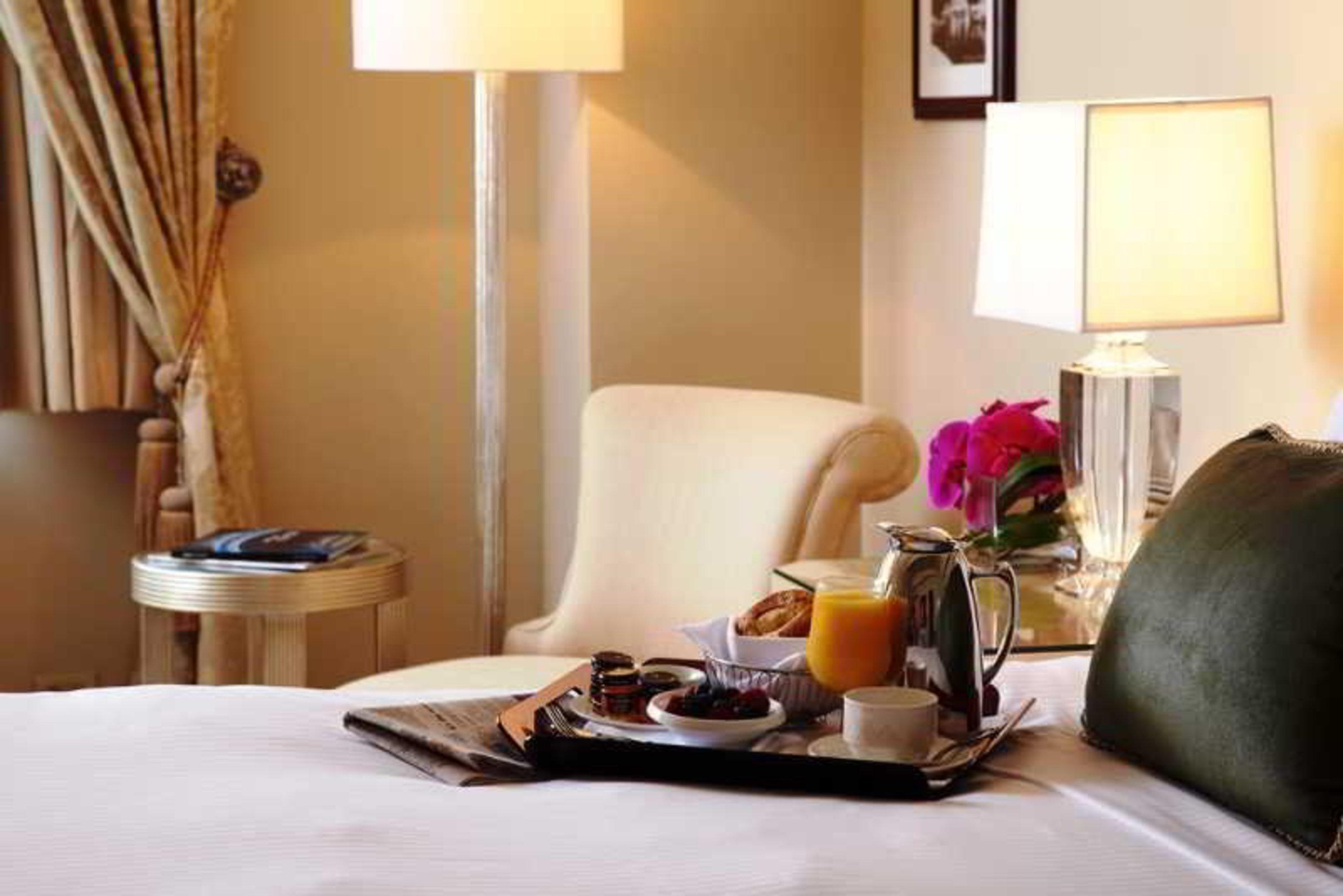 Warwick 4* New York