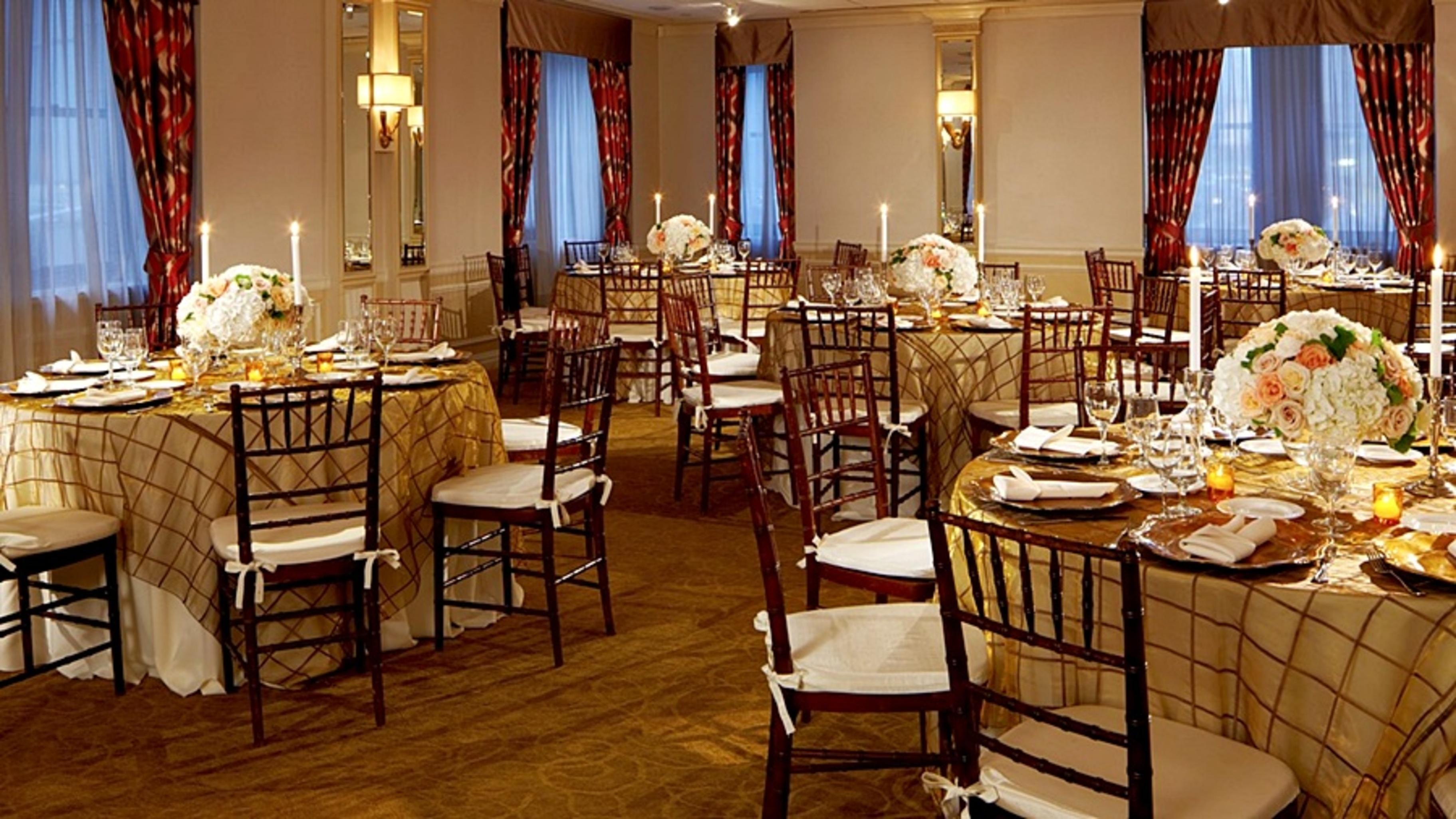 Warwick 4* New York