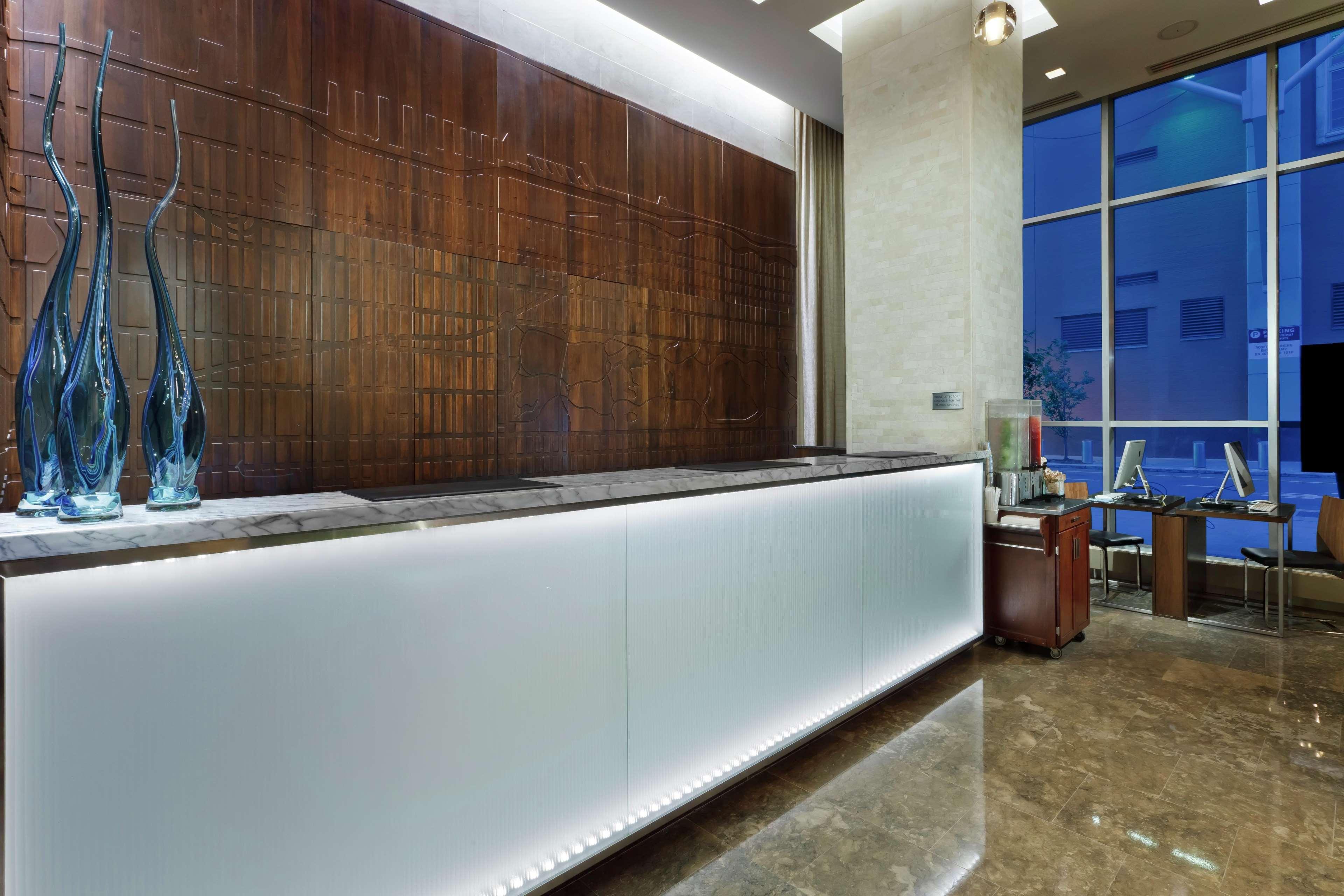 Distrikt City, Tapestry Collection By Hilton Hotel New York