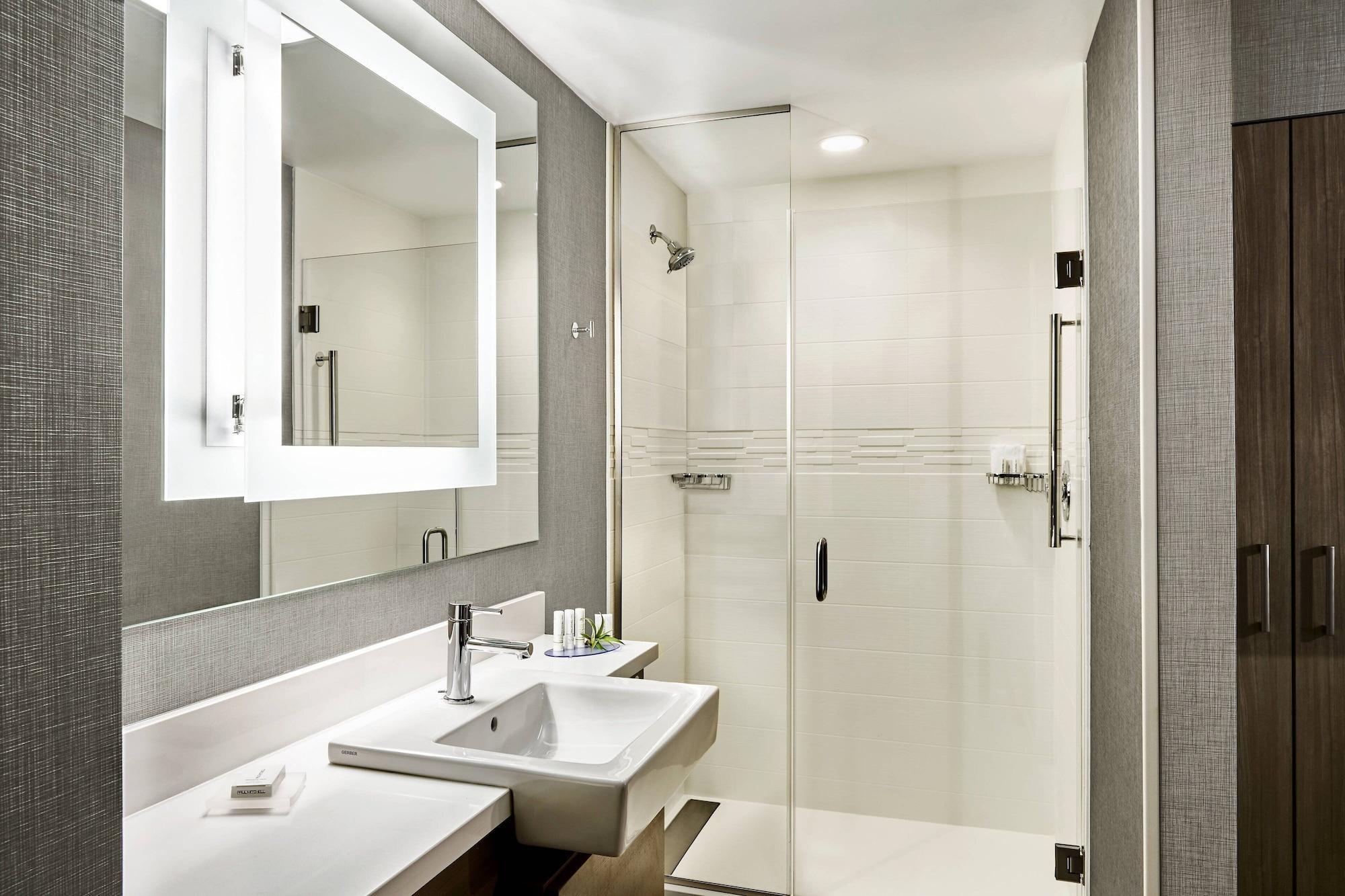 Springhill By Marriott Midtown Manhattan/park Ave 3*
