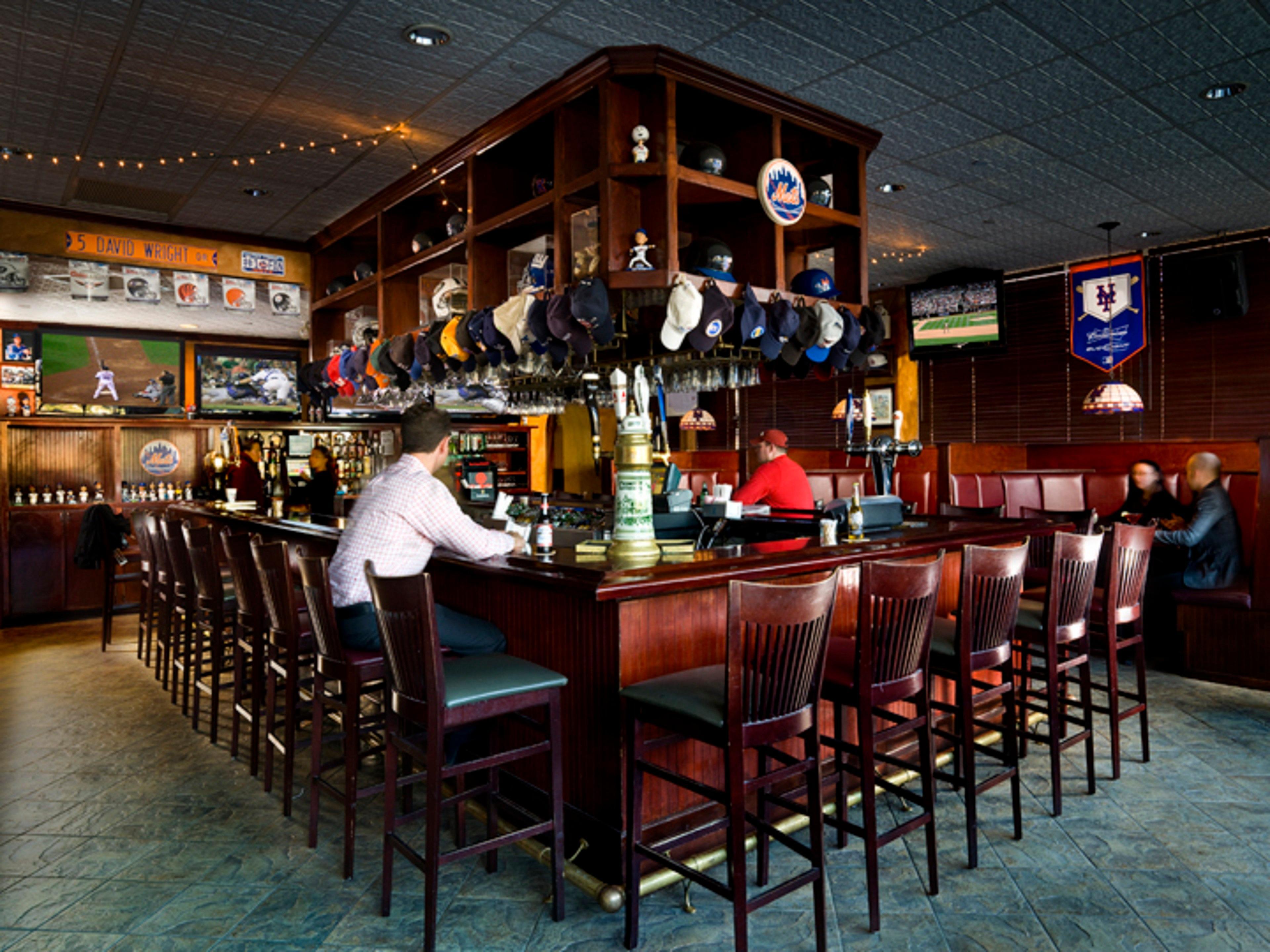 The Laguardia Hotel