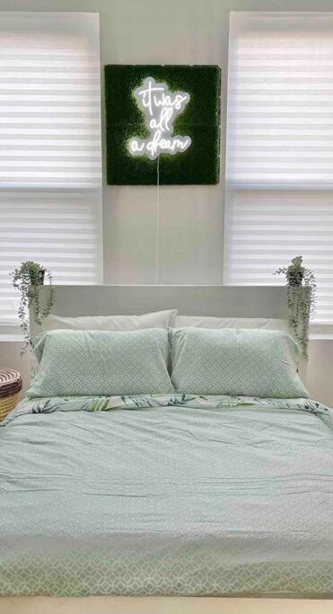 Derive Stays - Affordable Brooklyn Apt. W/ Balcony New York