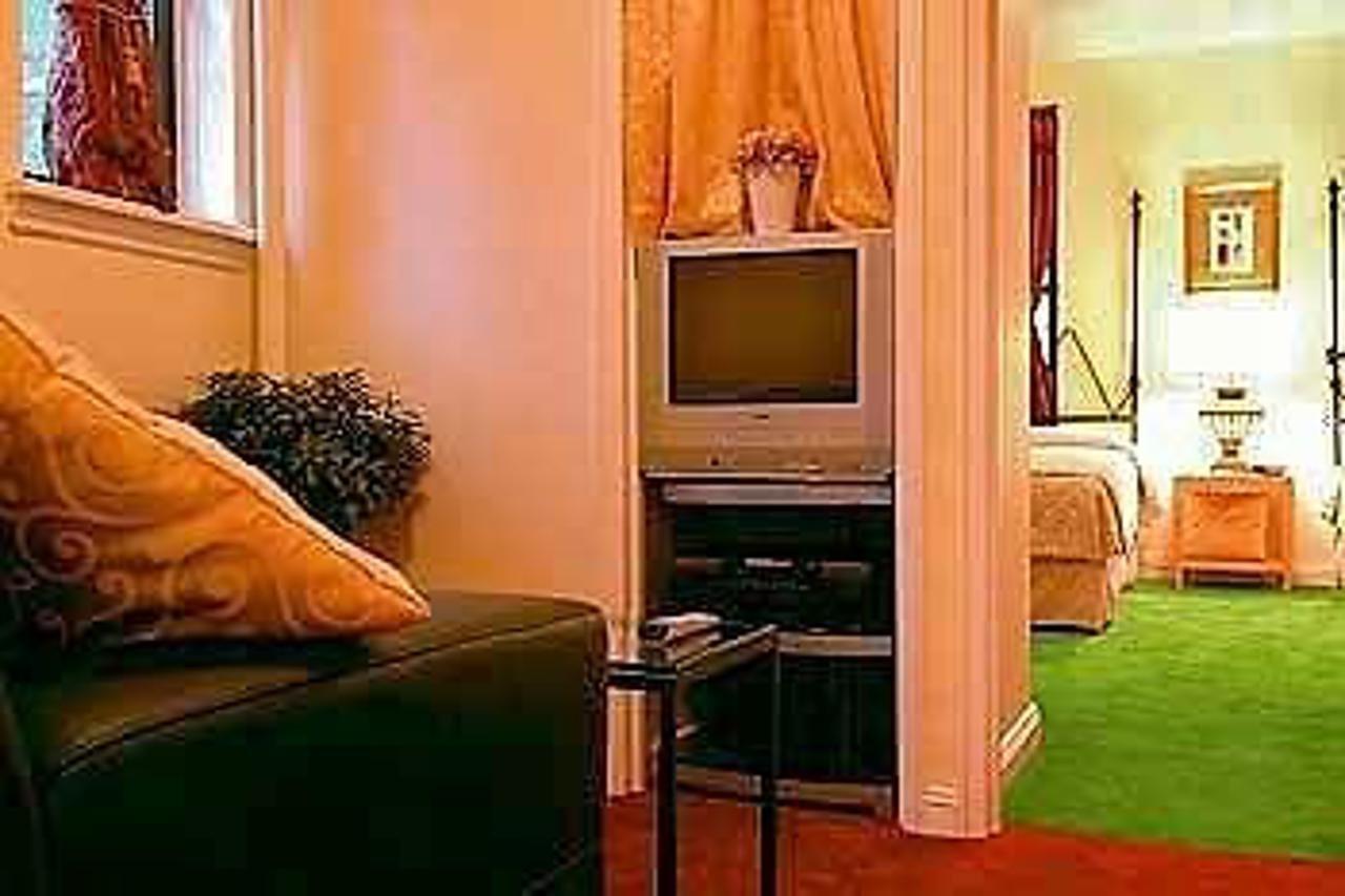 Hotel 254 East Vacation New York