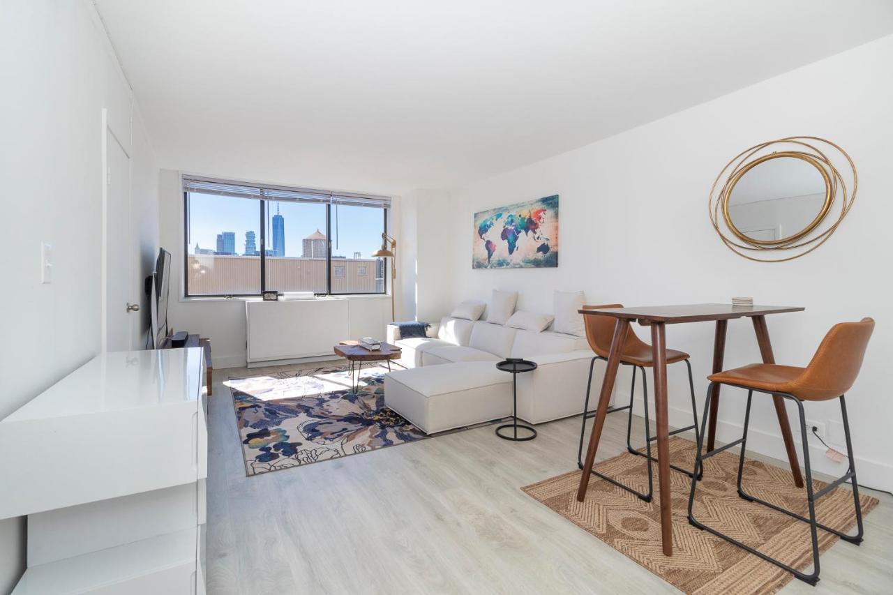 Luxury Designer Greenwich Village 1br Heaven!! Beautiful Panoramic Views! Apartment *
