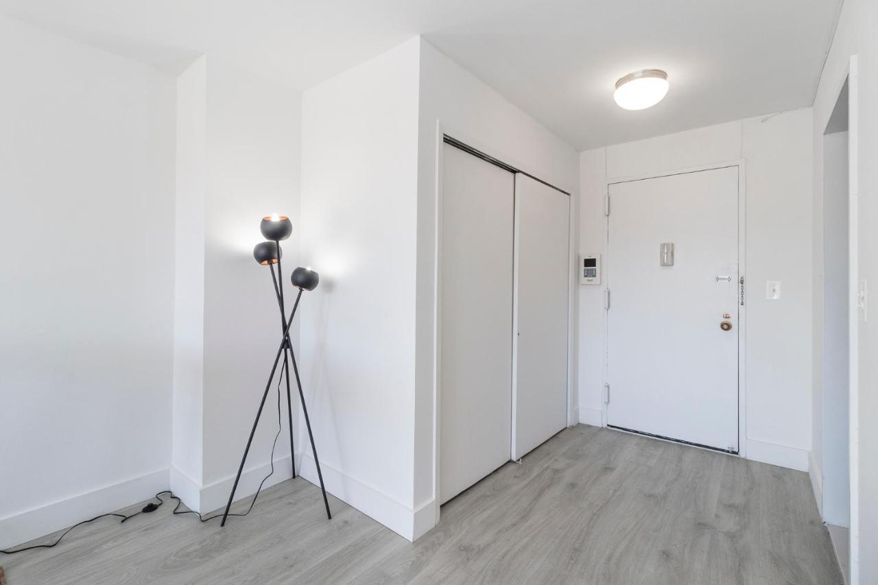 Luxury Designer Greenwich Village 1br Heaven!! Beautiful Panoramic Views! Apartment
