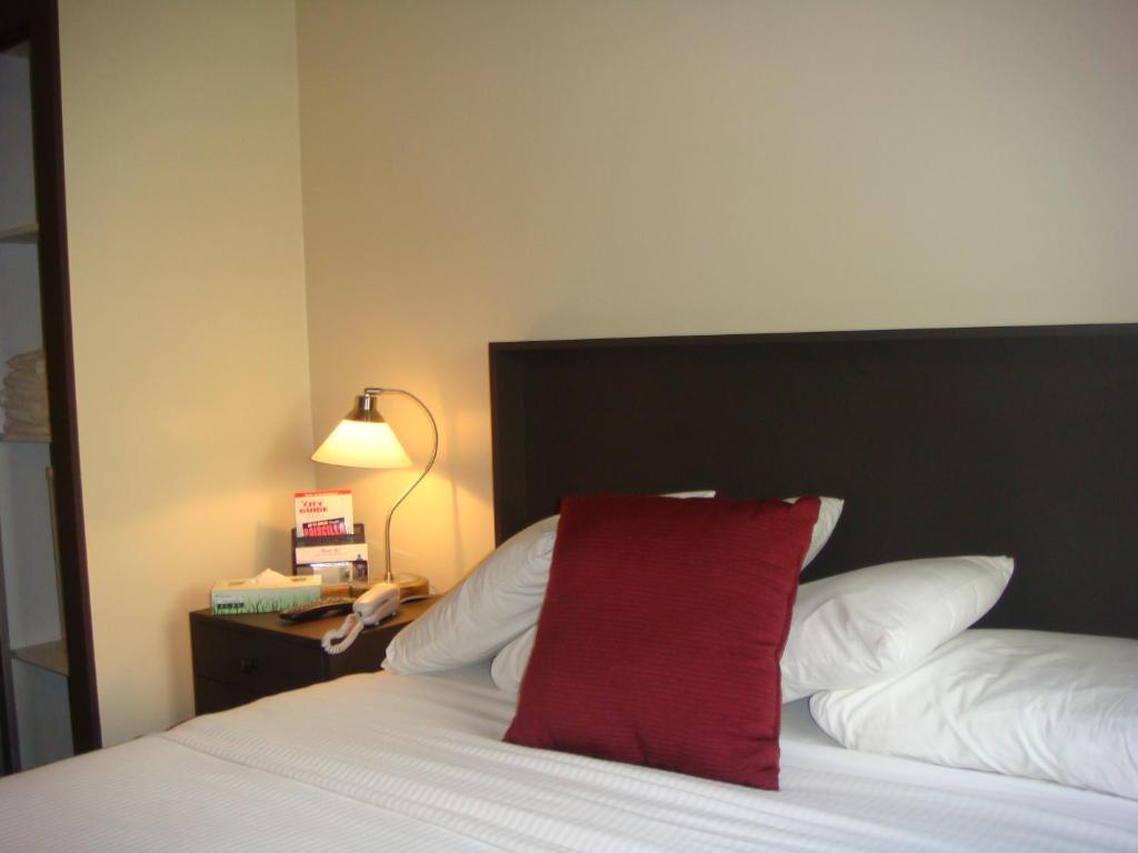 Bed & Breakfast Colonial House 3*