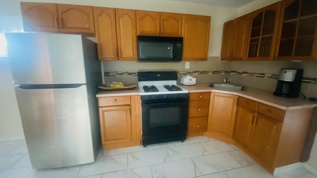 Minutes From Jfk, Beautiful With Peaceful, Cosy, Private Homestay *