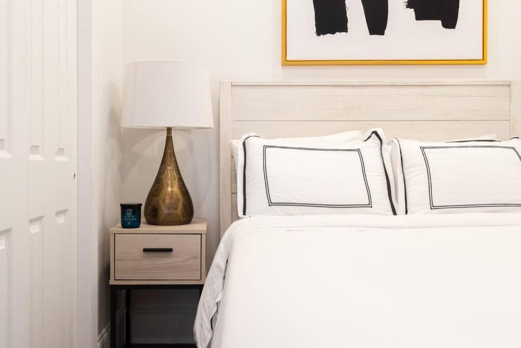 69-3c Stylish Lower East East 1br Brand New Apartment *