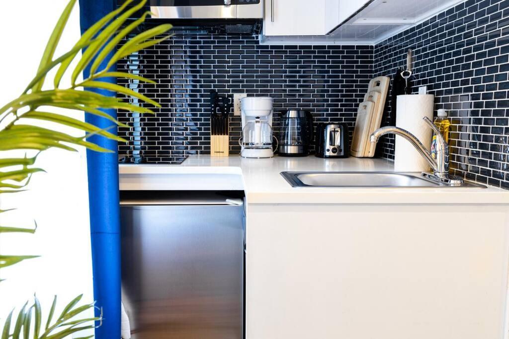 69-3c Stylish Lower East East 1br Brand New Apartment New York