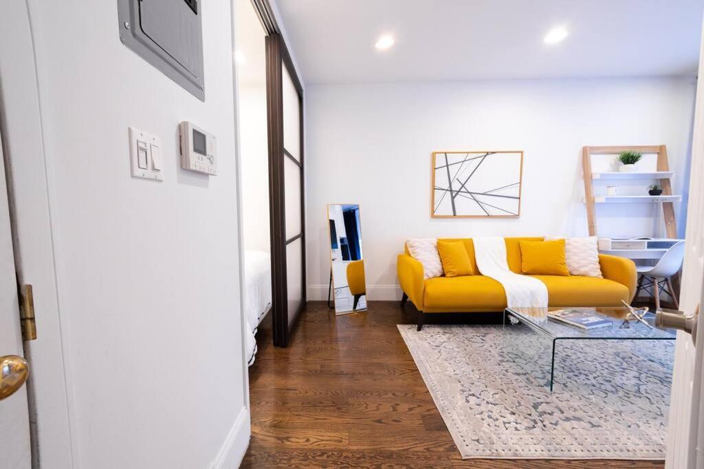 69-3c Stylish Lower East East 1br Brand New Apartment New York