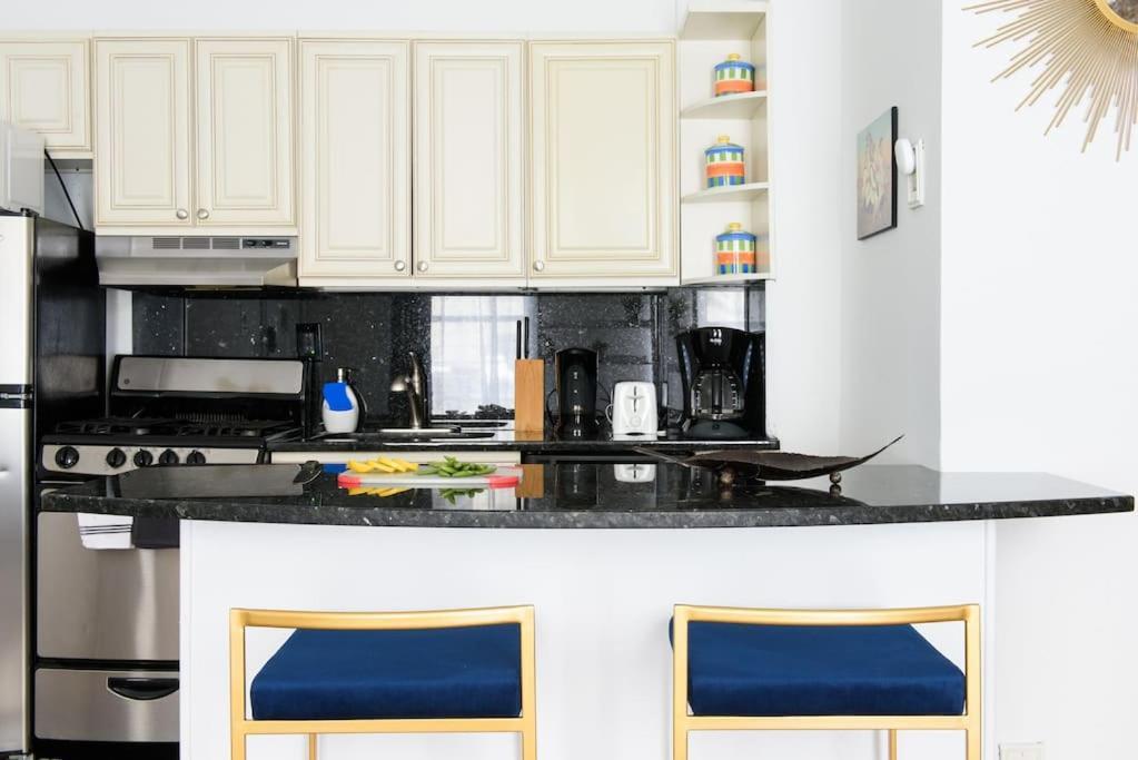 Apartment 26-3b 1br Prime Gramercy Wd In Unit Courtyard