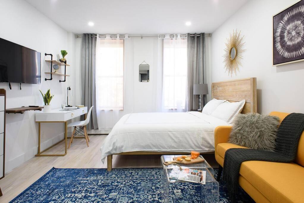 1597-8 Luxury Upper East Side W&d New York