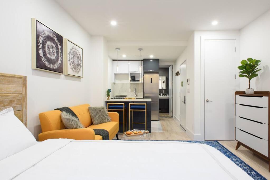 Apartment 1597-8 Luxury Upper East Side W&d