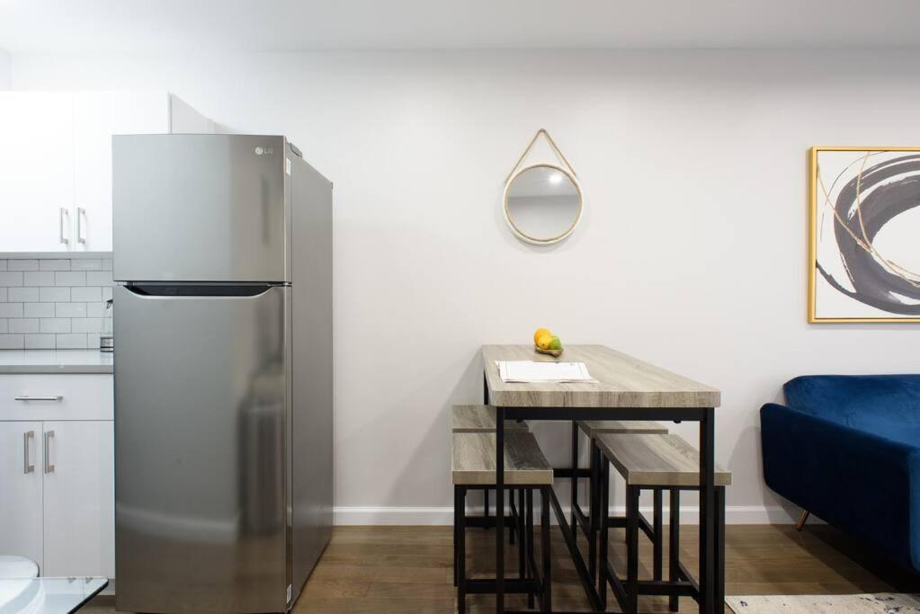Apartment 350-2a Prime Gramercy Newly Renovated 1br Sleeps 4