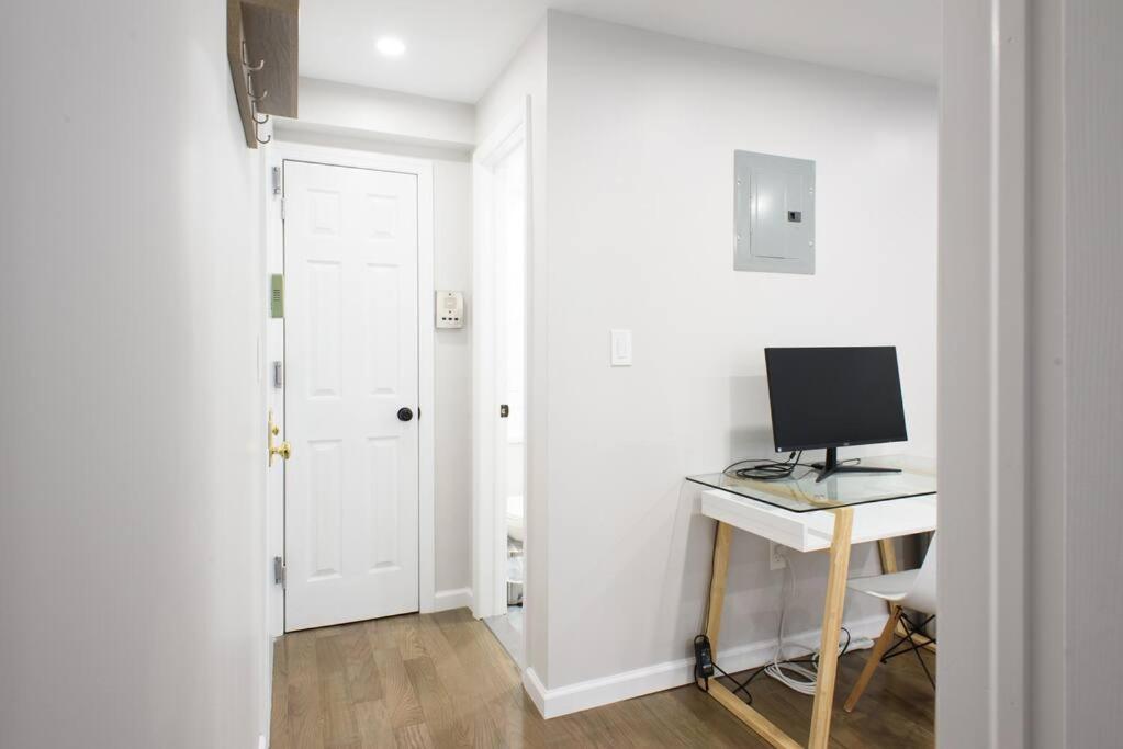 Apartment 350-2a Prime Gramercy Newly Renovated 1br Sleeps 4 New York