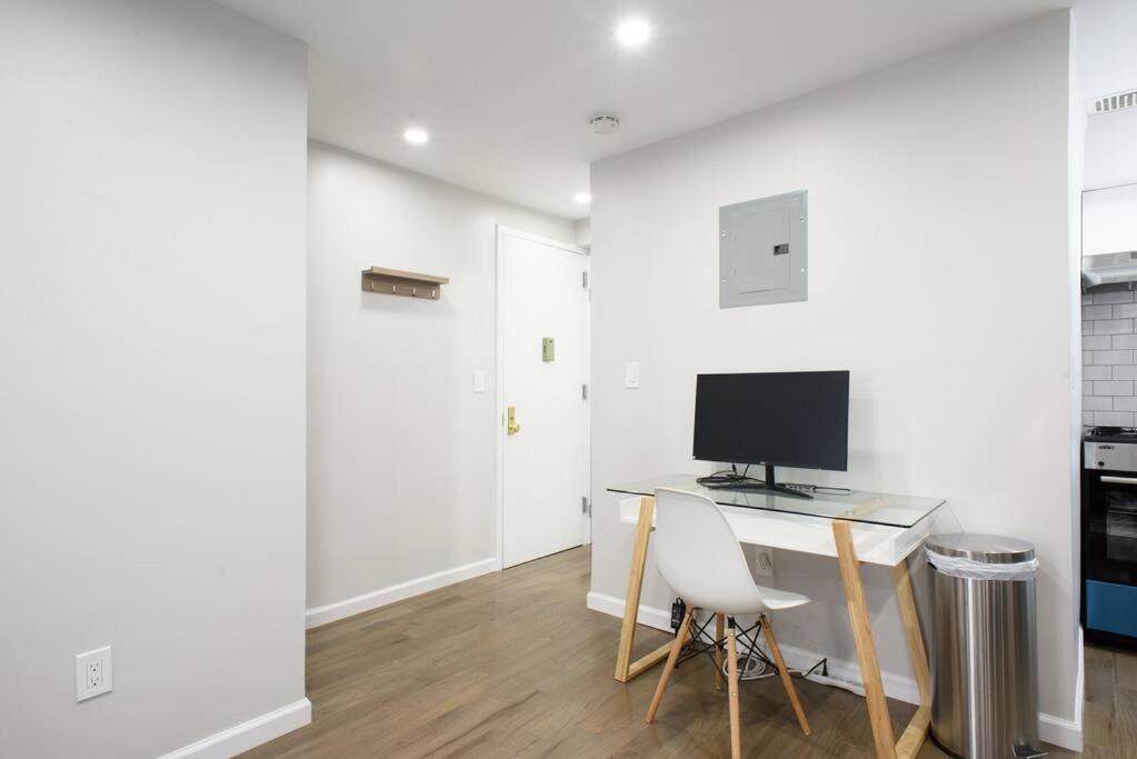 350-2a Prime Gramercy Newly Renovated 1br Sleeps 4 Apartment New York
