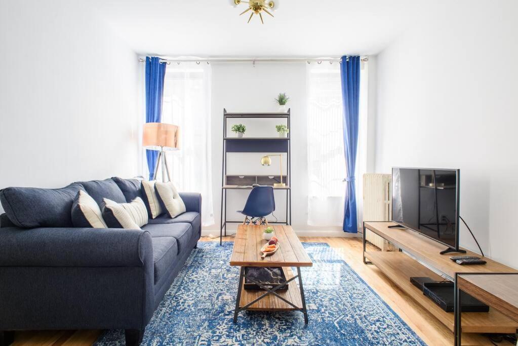 428-3r Spacious Prime Midtown 2br Newly Furnished *