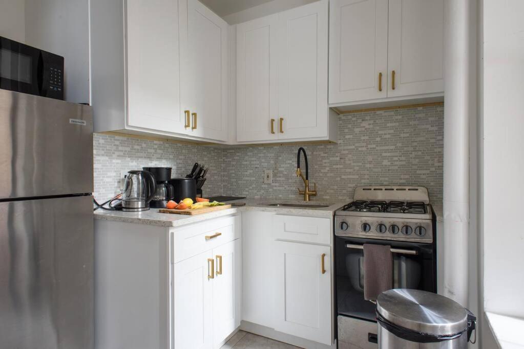 428-3r Spacious Prime Midtown 2br Newly Furnished Apartment New York
