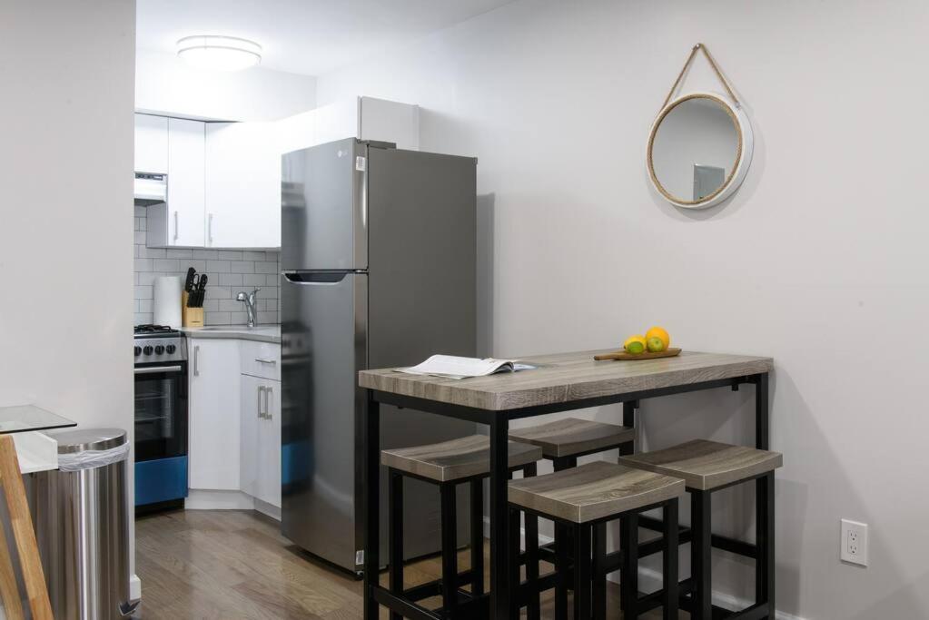 Apartment 350-2a Prime Gramercy Newly Renovated 1br Sleeps 4 New York