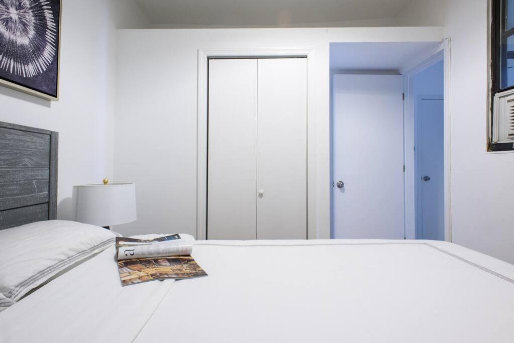 428-3r Spacious Prime Midtown 2br Newly Furnished New York