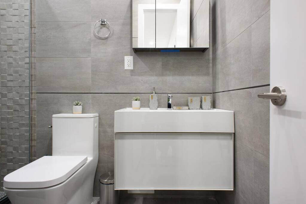 Apartment 78-1d New Junior 1 Bedroom Prime Ues Wd In Unit