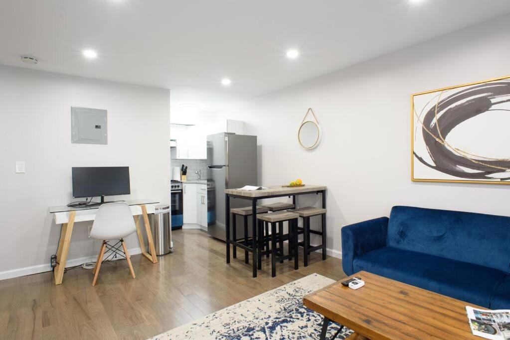 Apartment 350-2a Prime Gramercy Newly Renovated 1br Sleeps 4