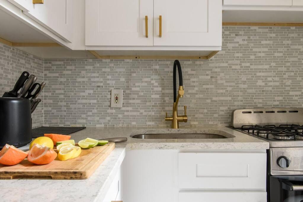 428-3r Spacious Prime Midtown 2br Newly Furnished Apartment New York