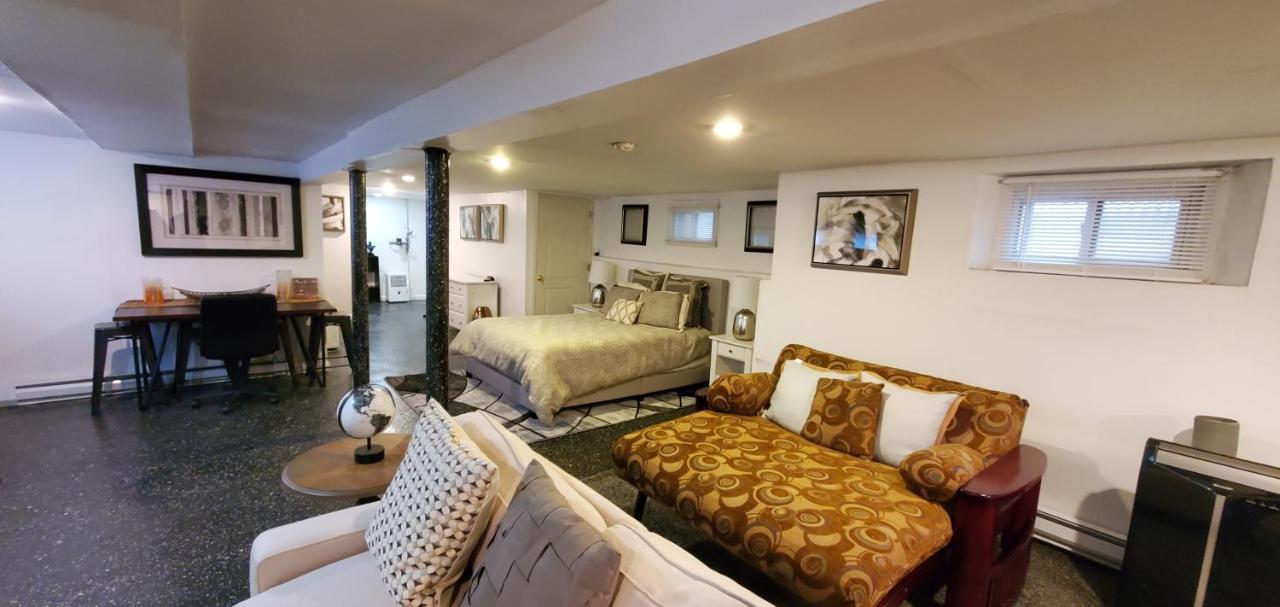 Cozy Studio; Lower Level Unit Apartment *