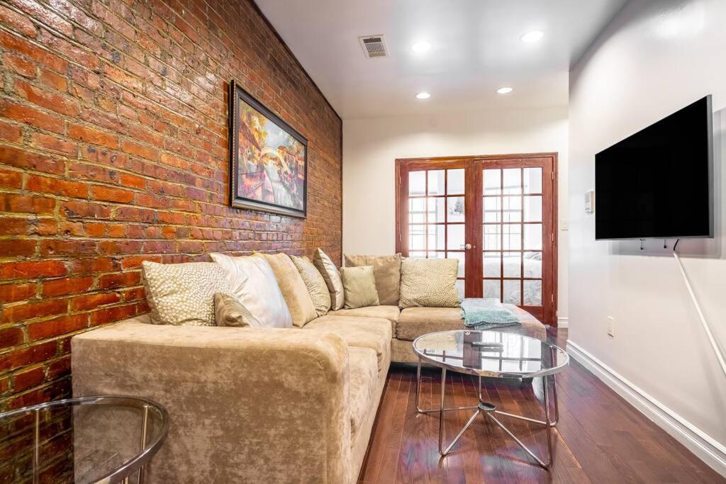 Stylish And Cozy 1 Bedroom In Bedstuy Apartment