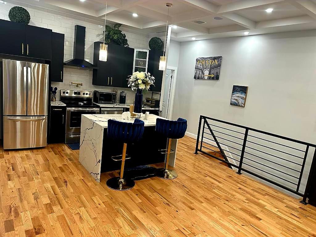 Latisha Luxury Place New York