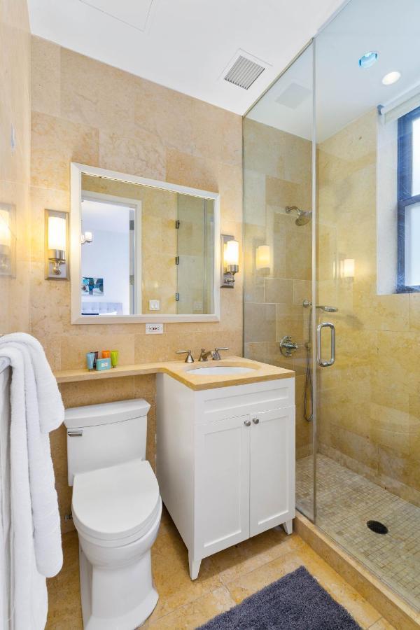 Apartment National At 888 Sixth Avenue - Furnished *