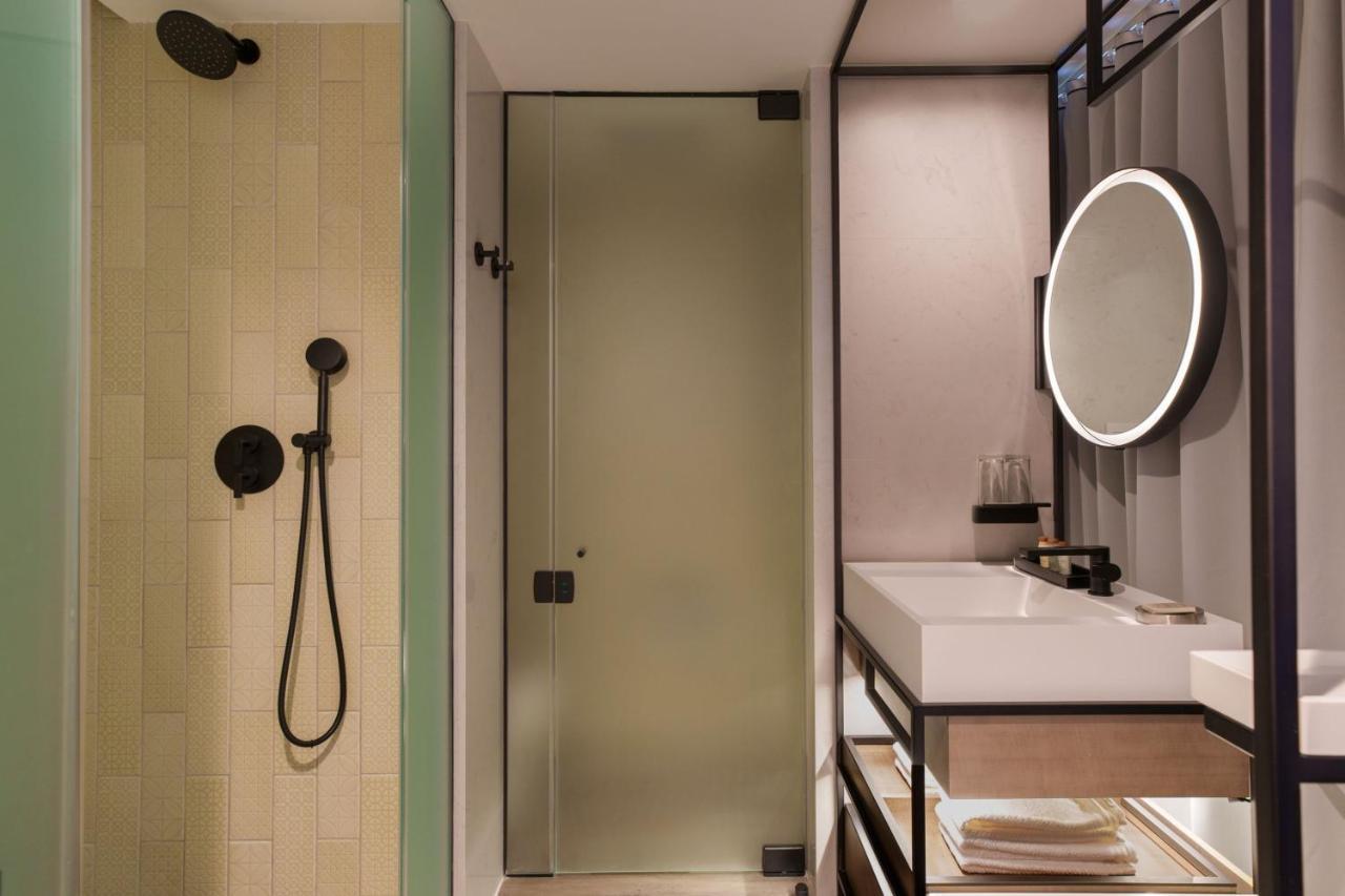 Hotel Renaissance Flushing At Tangram New York