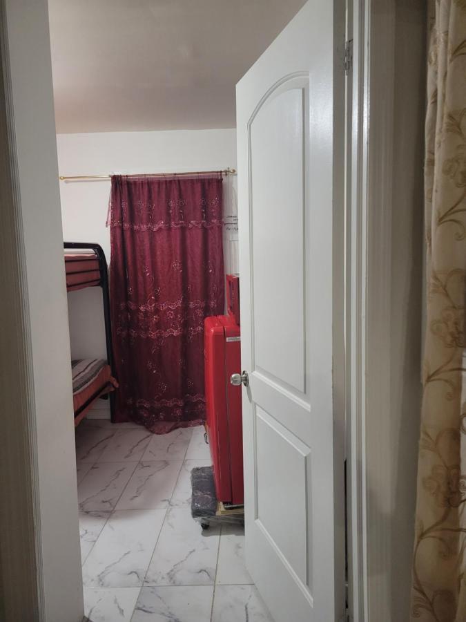 Guest house Private Entrance And Bathroom Near Jfk Airport