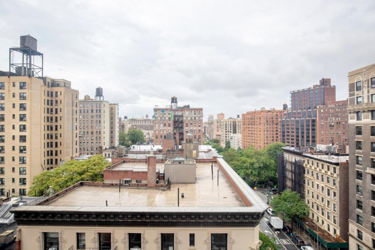Apartment Uws 2br W Elevator Doorman Gym Nr Park Nyc-952